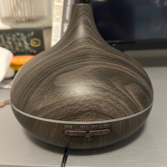 Oil Diffuser - Picture 3 of 6